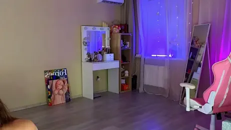 MollyDollz stripchat stream image