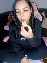 ReiyaRey stripchat stream image