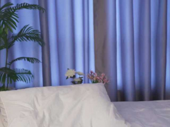 Karollovea bongacams stream image