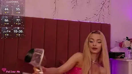 PinkySparks stripchat stream image