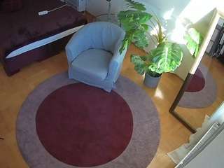 voyeurcam-julmodels-whitebed-5 camsoda stream image