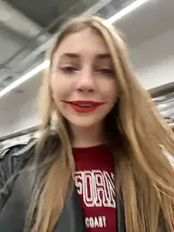 Sunny___Bunny stripchat stream image