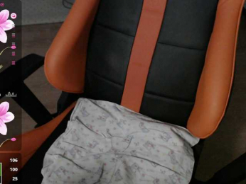 crystalyss bongacams stream image