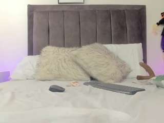 helen-moorex camsoda stream image