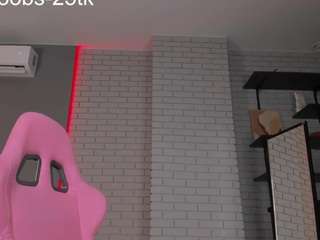 hazel7 camsoda stream image