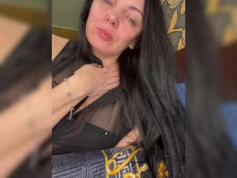 LouiseJenkin bongacams stream image