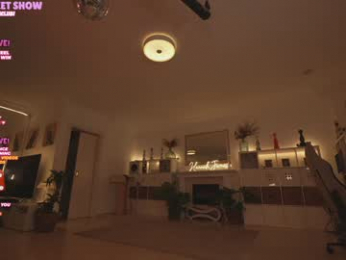 hannahjames710 chaturbate stream image