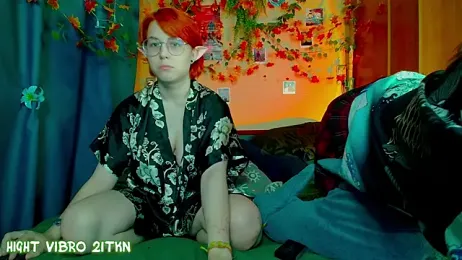 TrickyKitsune stripchat stream image
