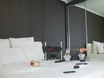 hefner_girl chaturbate stream image