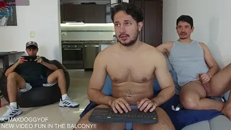 maxdoggy1 stripchat stream image