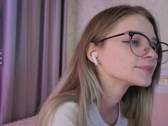 vialeta-baby bongacams stream image