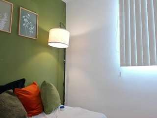 karlyee camsoda stream image