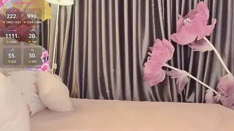 --102KymMiiss-- stripchat stream image