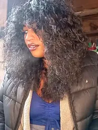 AmazonianMistress stripchat stream image