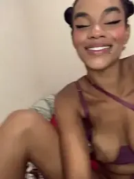 Cammgirlmii stripchat stream image