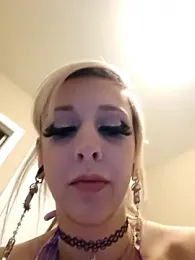 AmethystFoxx stripchat stream image