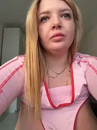 OdriOlsens stripchat stream image