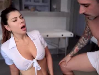 maca_hugo chaturbate stream image