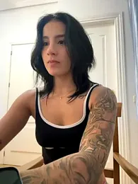 Ale_Lewis stripchat stream image