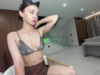 ehotlovea chaturbate stream image