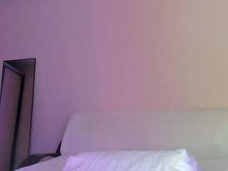 may-flowere camsoda stream image