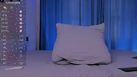 Shiny_Jennifer stripchat stream image