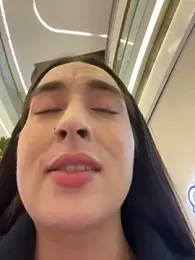 Holly_Play stripchat stream image