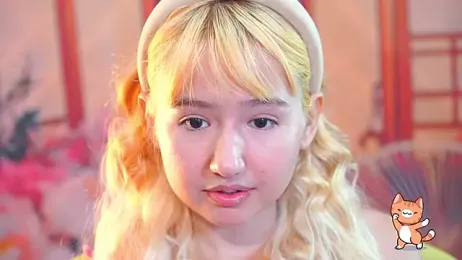 Pinkie_Princes stripchat stream image