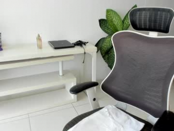 emillybrowm chaturbate stream image