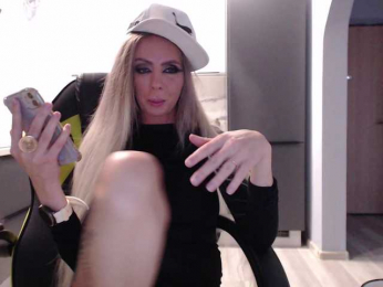 blondalina bongacams stream image