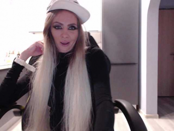 blondalina bongacams stream image