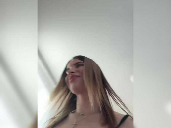 LedyMiya bongacams stream image