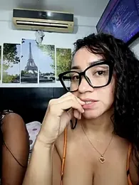 ashley69_brown stripchat stream image