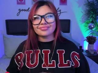 mollywhite camsoda stream image