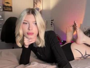 hotchubently chaturbate stream image, 04.12.2025 09:10
