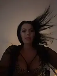 Hotmomcheckk_ stripchat stream image