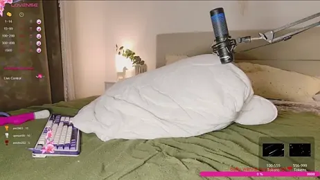 _rose_monarch_ stripchat stream image