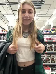 Sunny___Bunny stripchat stream image