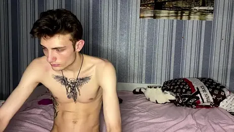 EmiliaCouple stripchat stream image