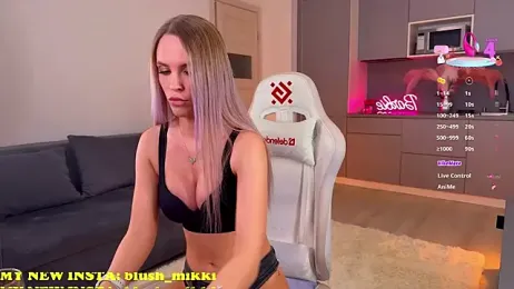 mikkixmeow stripchat stream image