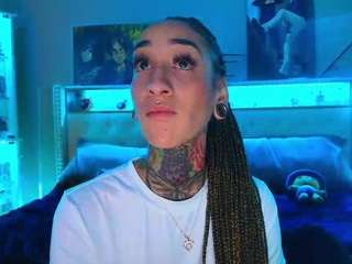 starryari69 camsoda stream image