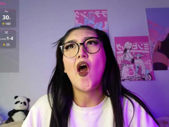 yunamini bongacams stream image