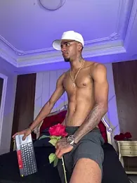 AaronCruz_ stripchat stream image