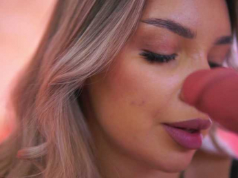 ArtTeasee bongacams stream image