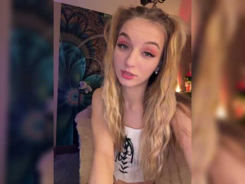 ilittleheart bongacams stream image