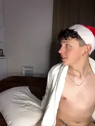 TwinksNextDoor stripchat stream image