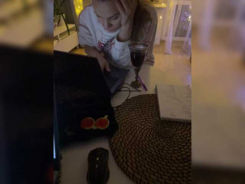 YuGoVi bongacams stream image