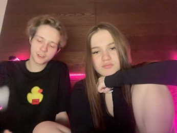 titsDestroy2007 bongacams stream image