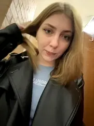 Sunny___Bunny stripchat stream image