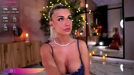 Serene_Sophiex stripchat stream image